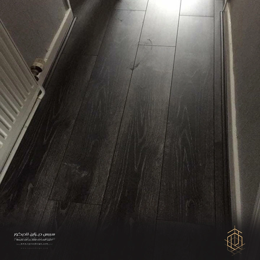 باركيه رمادي غامق